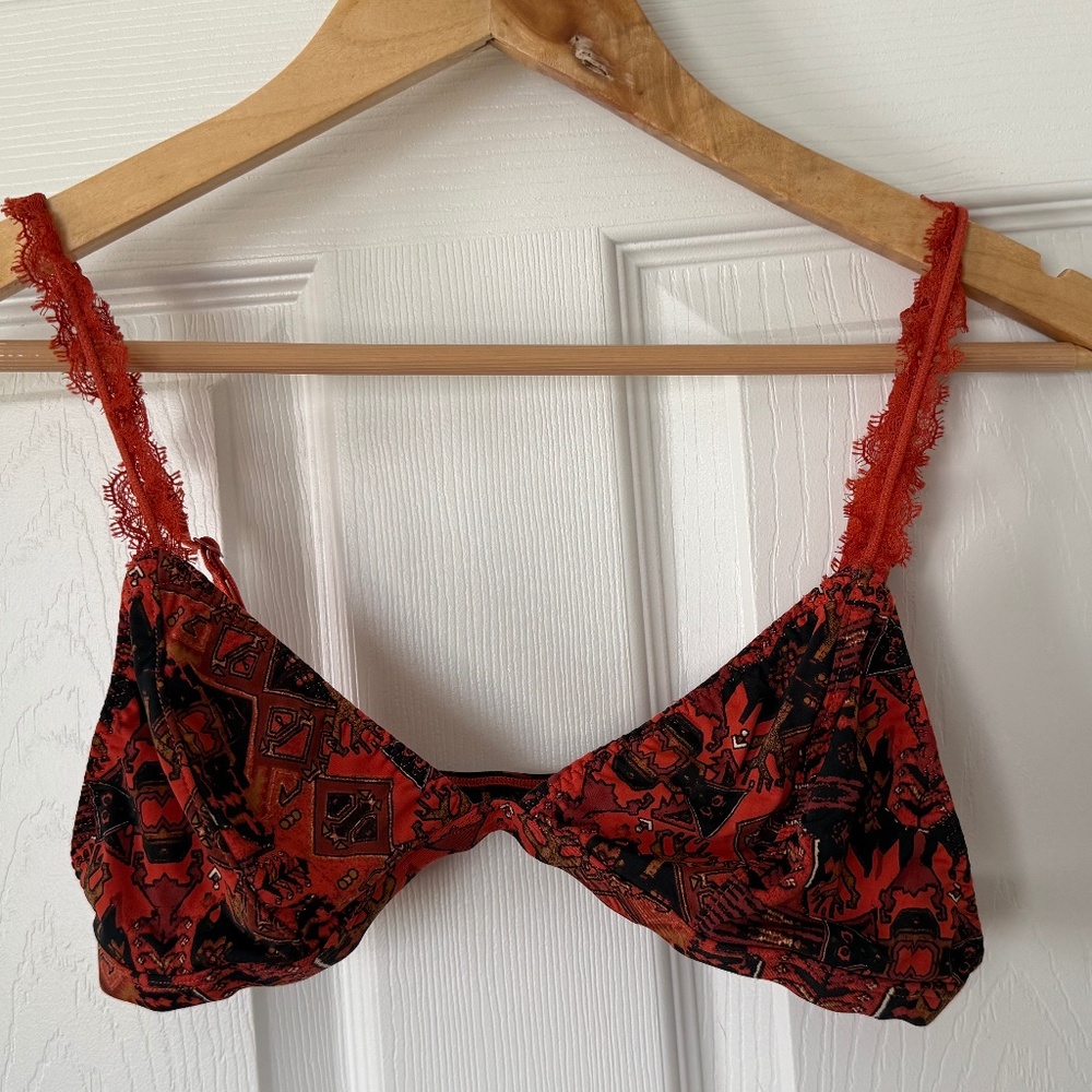 Vintage Y2K Urban Outfitters Bralette Circa 2001 M 32B - 34B